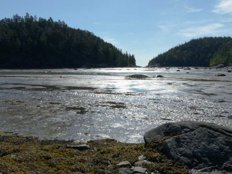 La
Baie-des-Rochers au matin
